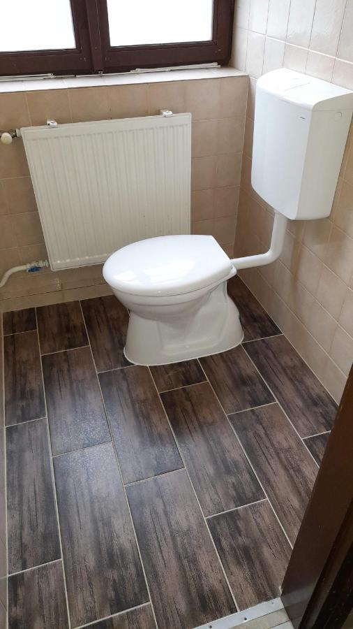 Centrum Apartman Hotel Hajduszoboszlo Bagian luar foto